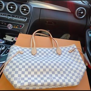 Women Handbag reciept/store bag/box